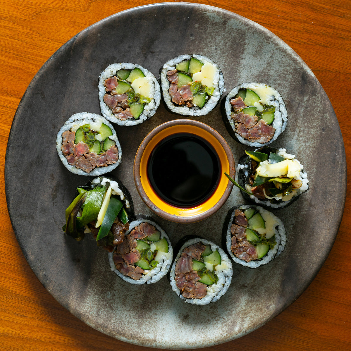 Steak-Kimbap-1_086e293f-ed1c-47d4-9ad4-dbb8209a0487.jpg